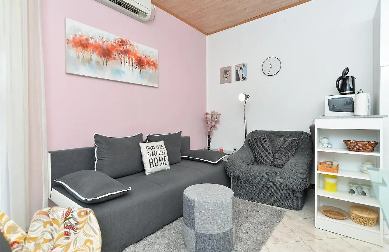 פאז'אנה Apartments Jasna 1128 0*,